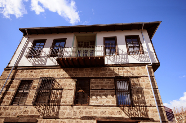 Traditional buildings in the historic center of Naoussa